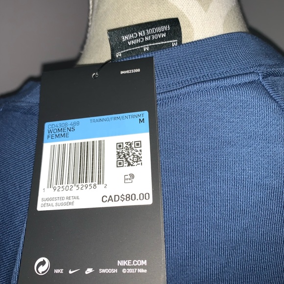 🆕 Nike Women’s Dry Fleece Sweater - Picture 3 of 6